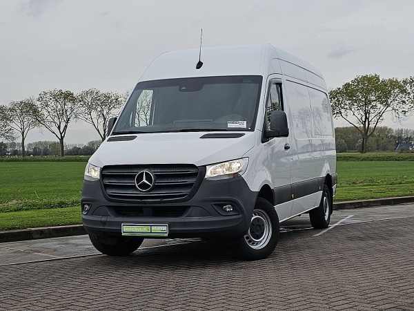 MERCEDES-BENZ - SPRINTER 316 L2H2 Navi RWD