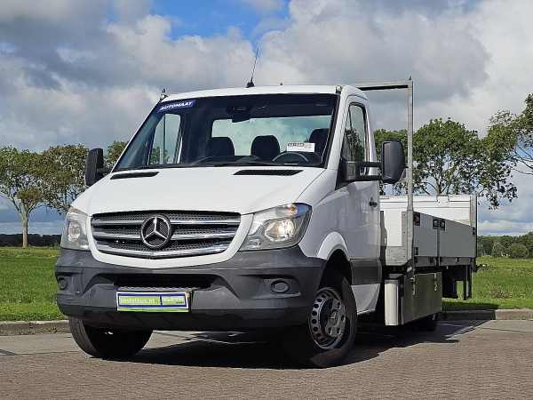 MERCEDES-BENZ - SPRINTER 519