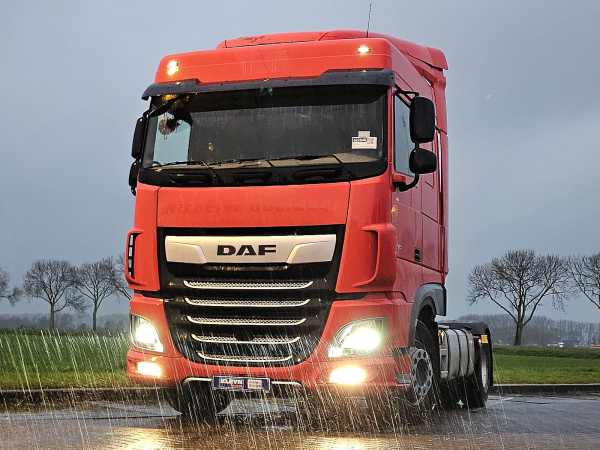 DAF - XF 480 SPACECAB LED INTARD.