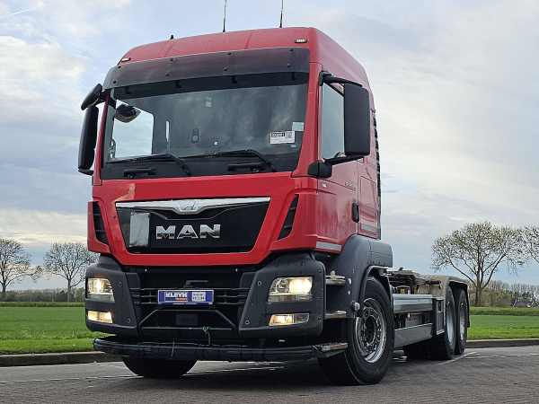 M.A.N. - 26.440 TGS 