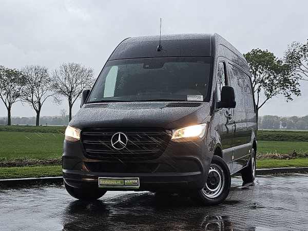 MERCEDES-BENZ - SPRINTER 211