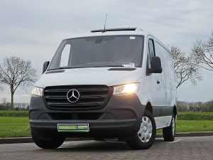 MERCEDES-BENZ - SPRINTER 311