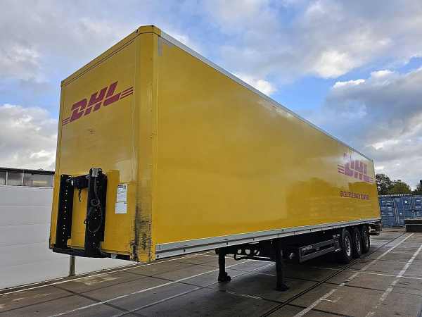 KOGEL - SKH24 LIFT AXLE TAILLIFT