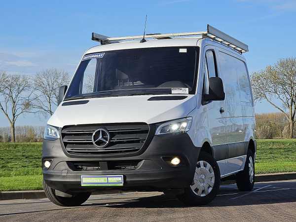 MERCEDES-BENZ - SPRINTER 214