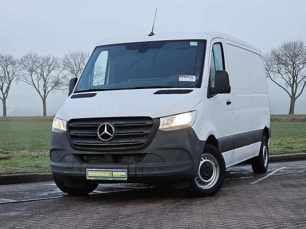 MERCEDES-BENZ - SPRINTER 214