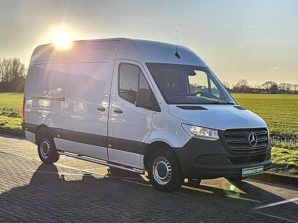 MERCEDES-BENZ - SPRINTER 311
