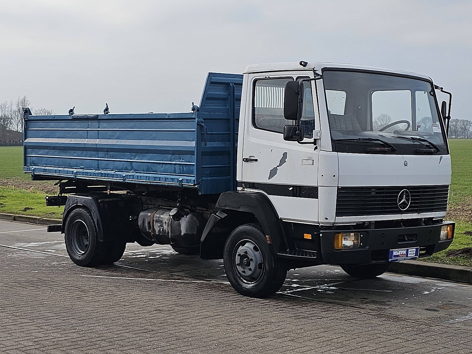 メル様 MERCEDES-BENZ 814 - Kleyn Trucks