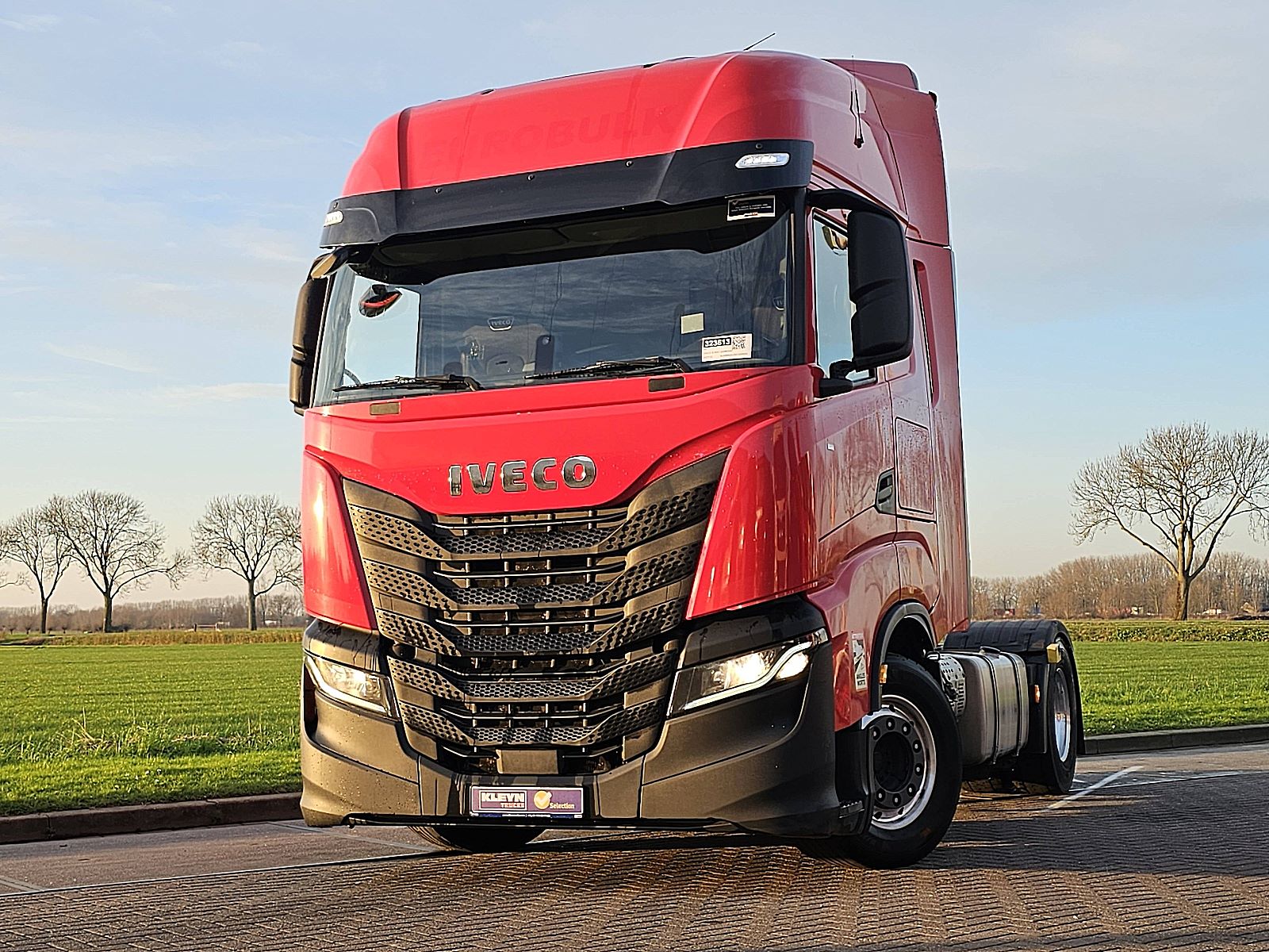 IVECO - S-WAY AS440S48