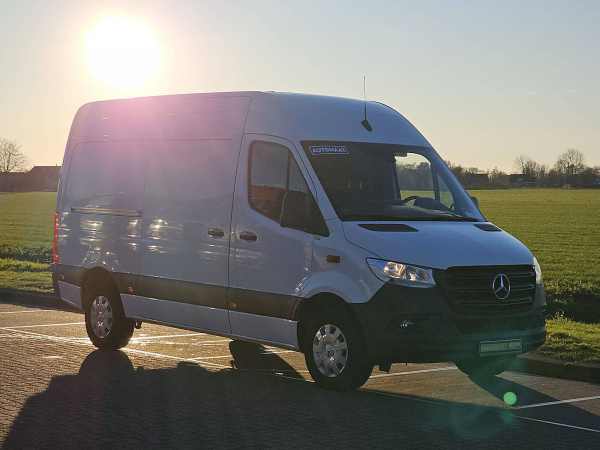 MERCEDES-BENZ - SPRINTER 317