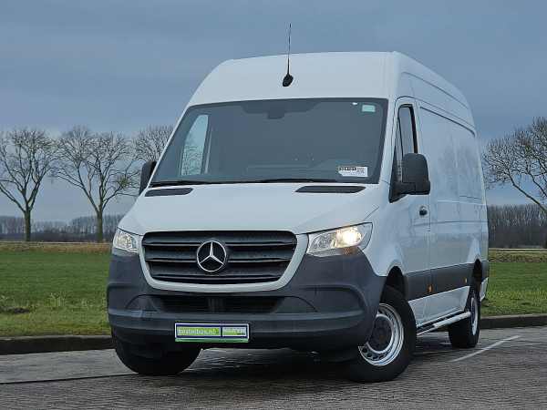 MERCEDES-BENZ - SPRINTER 311 L2H2 Mbux RWD!