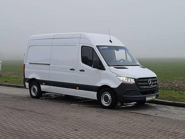 MERCEDES-BENZ - SPRINTER