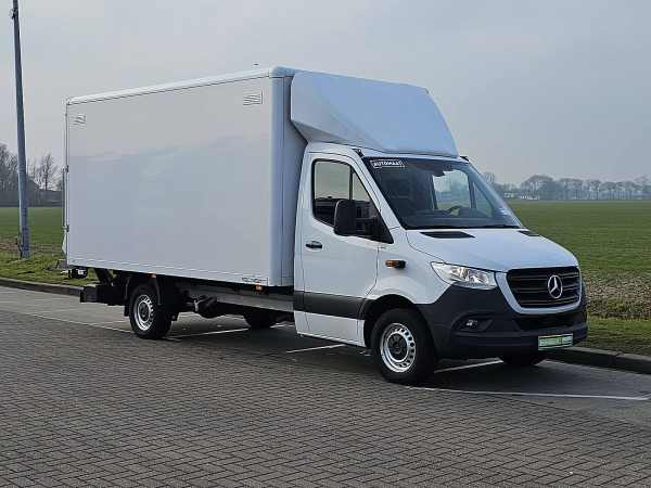 MERCEDES-BENZ - SPRINTER 319
