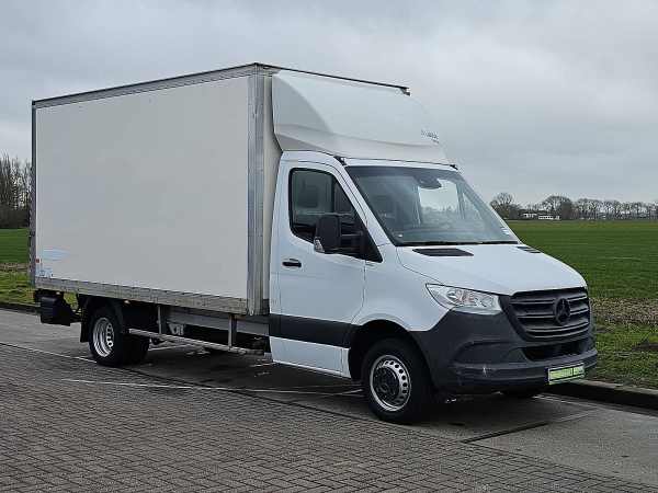 MERCEDES-BENZ - SPRINTER 516