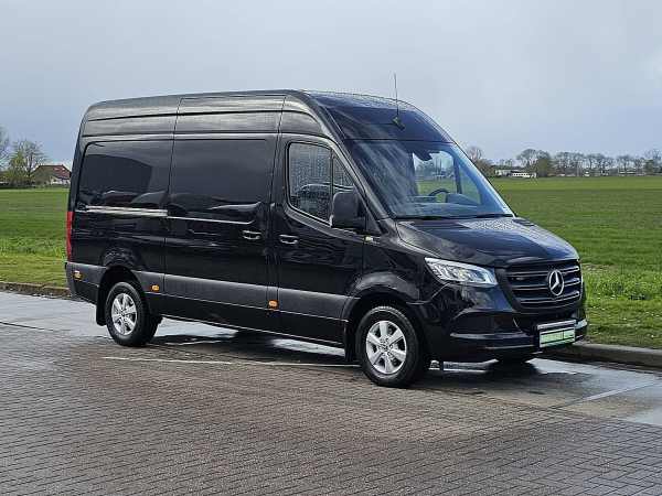 MERCEDES-BENZ - SPRINTER 319