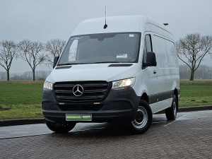 MERCEDES-BENZ - SPRINTER 319