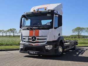 MERCEDES-BENZ - ACTROS 1832