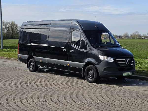 MERCEDES-BENZ - SPRINTER 319