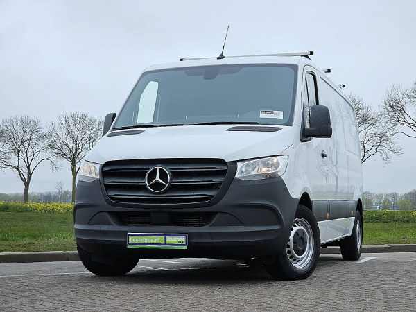 MERCEDES-BENZ - SPRINTER 211
