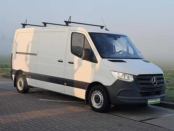 MERCEDES-BENZ - SPRINTER 211