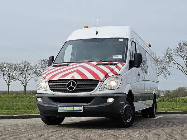 MERCEDES-BENZ - SPRINTER 519