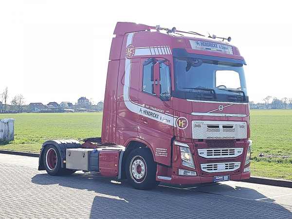 VOLVO - FH 420