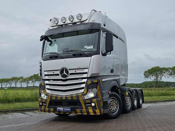 New Mercedes Benz Actros trucks stock. - Kleyn Trucks
