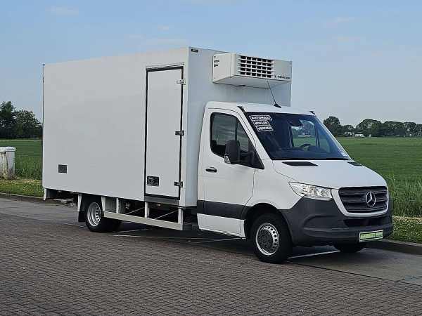 MERCEDES-BENZ - SPRINTER 516