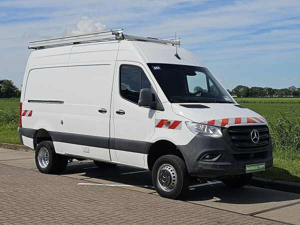 MERCEDES-BENZ - SPRINTER 516