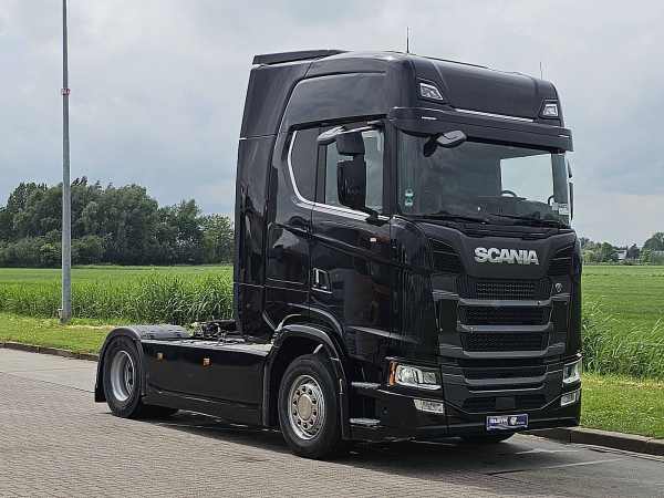 SCANIA - S590
