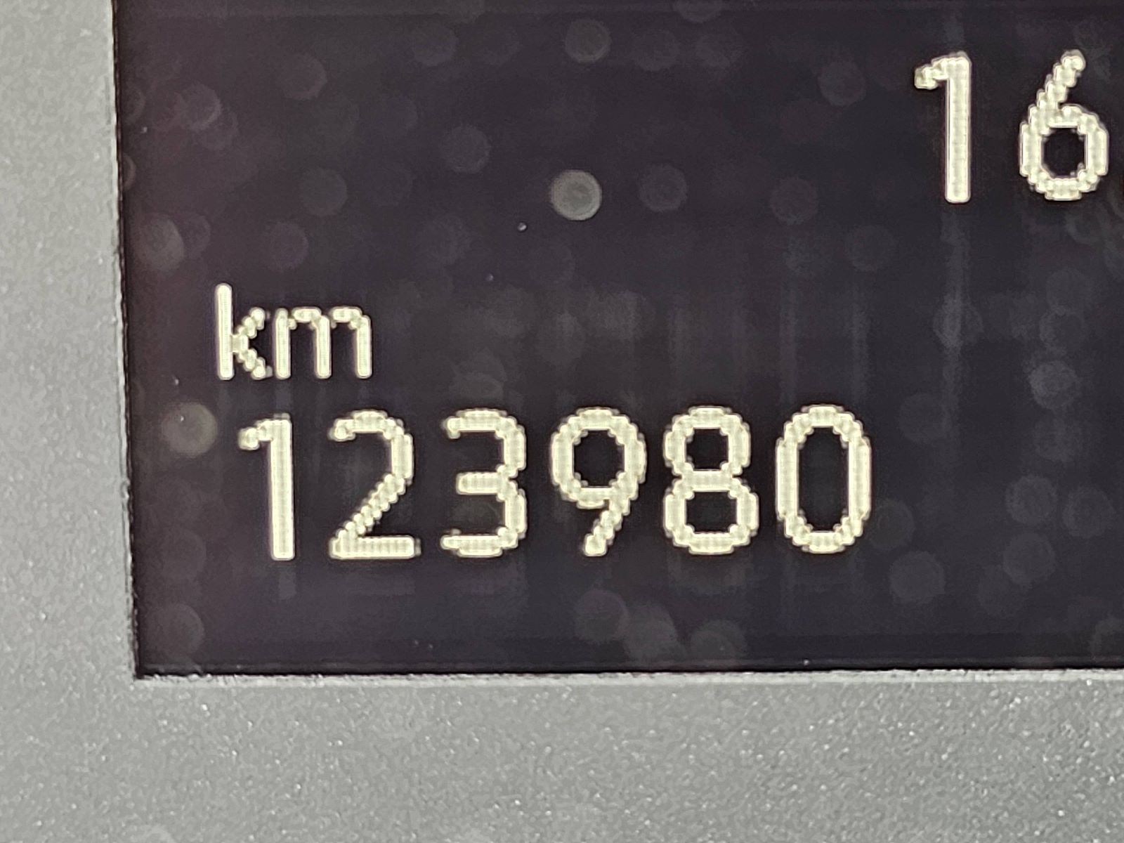 EKM