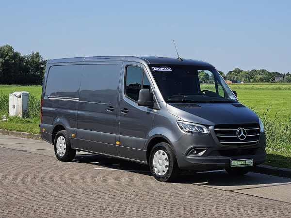 MERCEDES-BENZ - SPRINTER 319