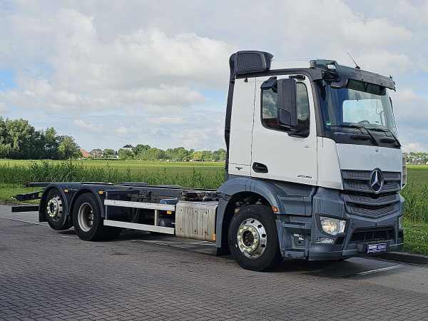 MERCEDES-BENZ - ANTOS 2636