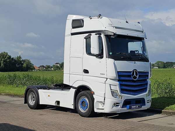 MERCEDES-BENZ - ACTROS 1853 LS