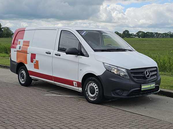 MERCEDES-BENZ - VITO 111