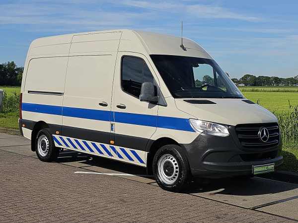 MERCEDES-BENZ - SPRINTER 311