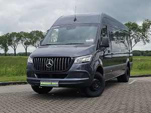 MERCEDES-BENZ - SPRINTER 519