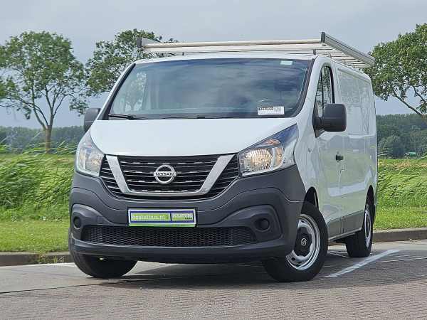 NISSAN - NV 300