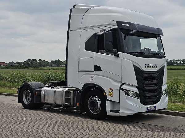 IVECO - S-WAY AS440S49