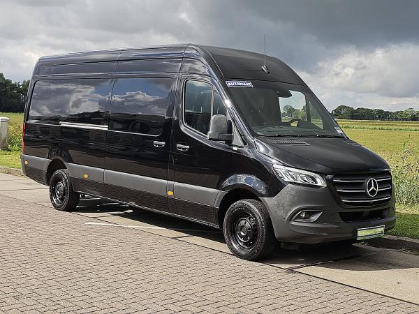MERCEDES-BENZ - SPRINTER 319