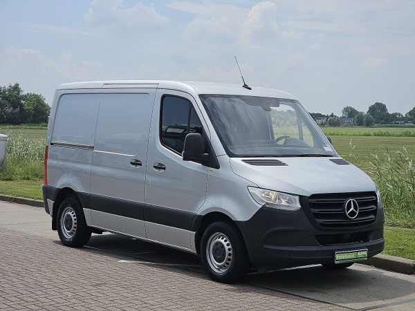 MERCEDES-BENZ - SPRINTER 311