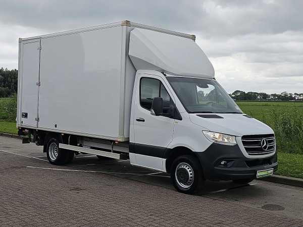 MERCEDES-BENZ - SPRINTER 516