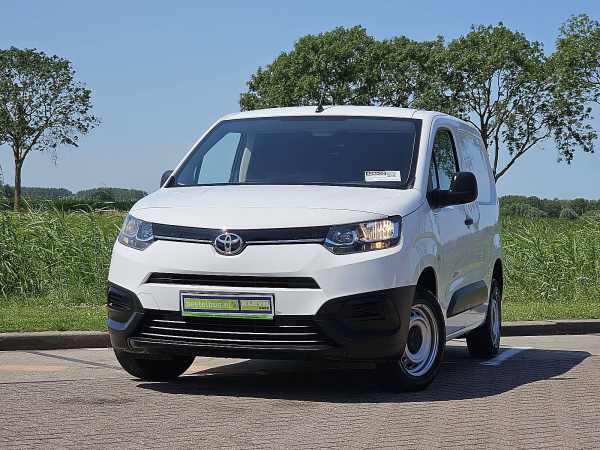 TOYOTA - PRO-ACE CITY