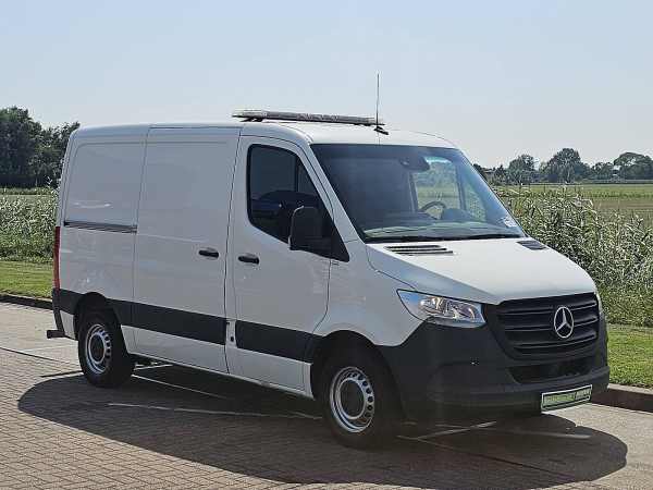 MERCEDES-BENZ - SPRINTER 211