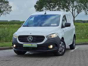 MERCEDES-BENZ - ECITAN