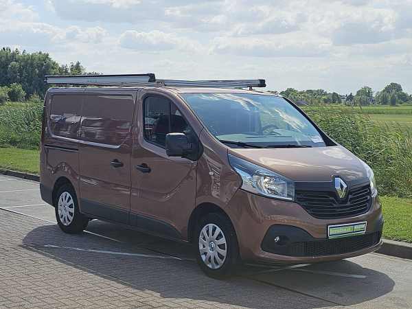 RENAULT - TRAFIC