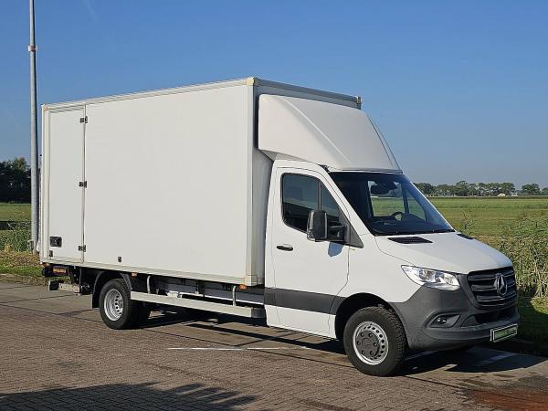 MERCEDES-BENZ - SPRINTER 516
