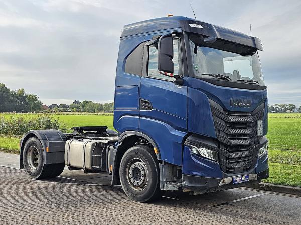 IVECO - S-WAY AS440S46