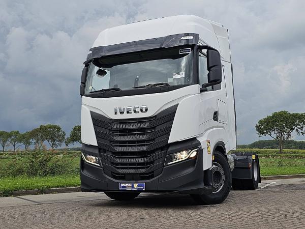 IVECO - S-WAY AS440S48