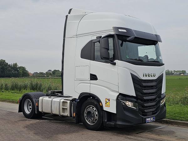 IVECO - S-WAY AS440S48
