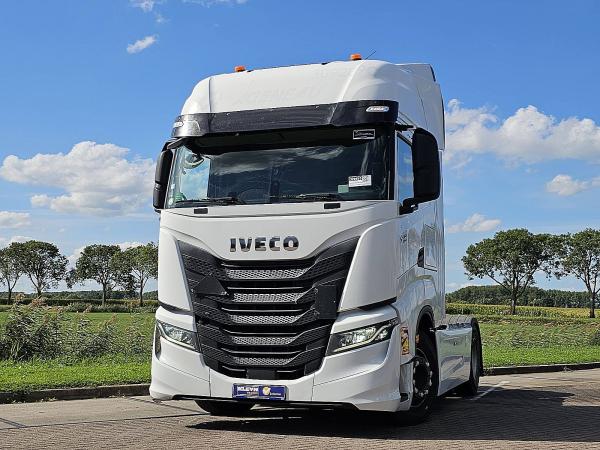 IVECO - S-WAY AS440S48